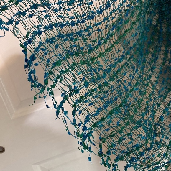 Dei Vintage Open Knit Boho Scarf - Picture 4 of 7